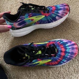 Brookes tie dyed sneakers